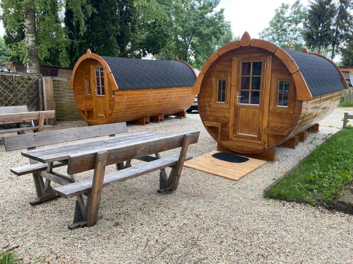 Seehaus - - Schlaffaesser - Biergarten - 2*